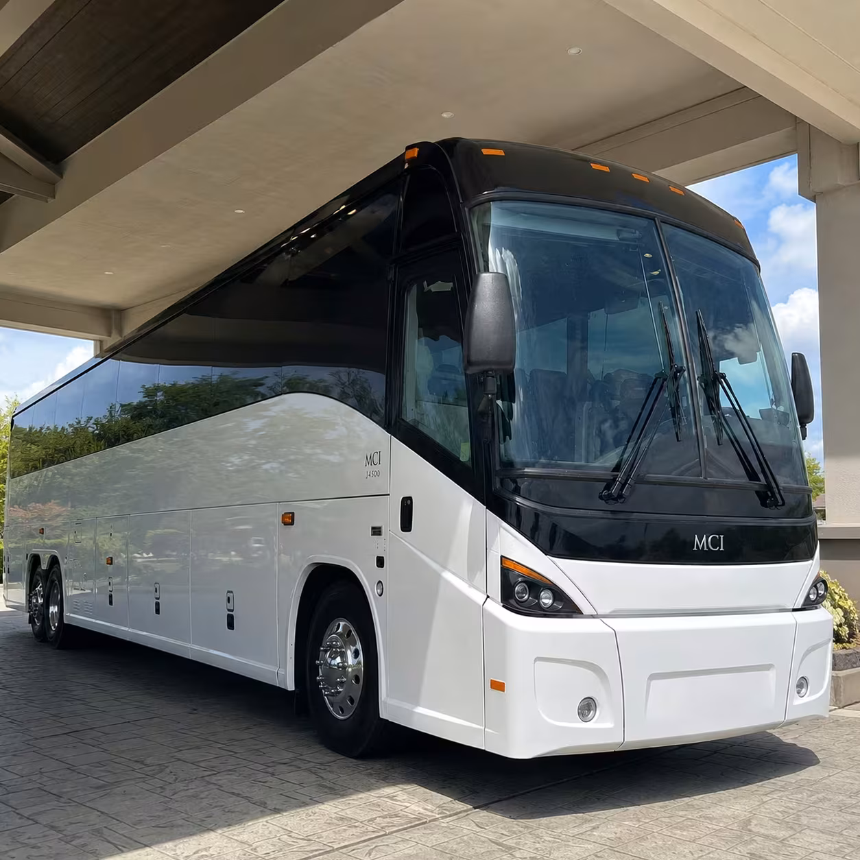 concert bus rentals in redding