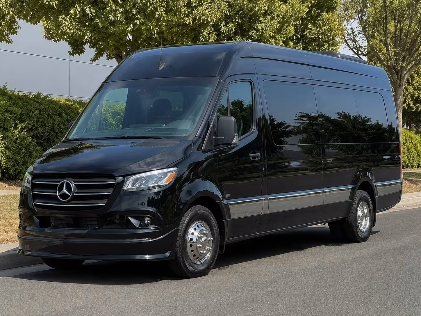 redding airport transfer shuttle bus services