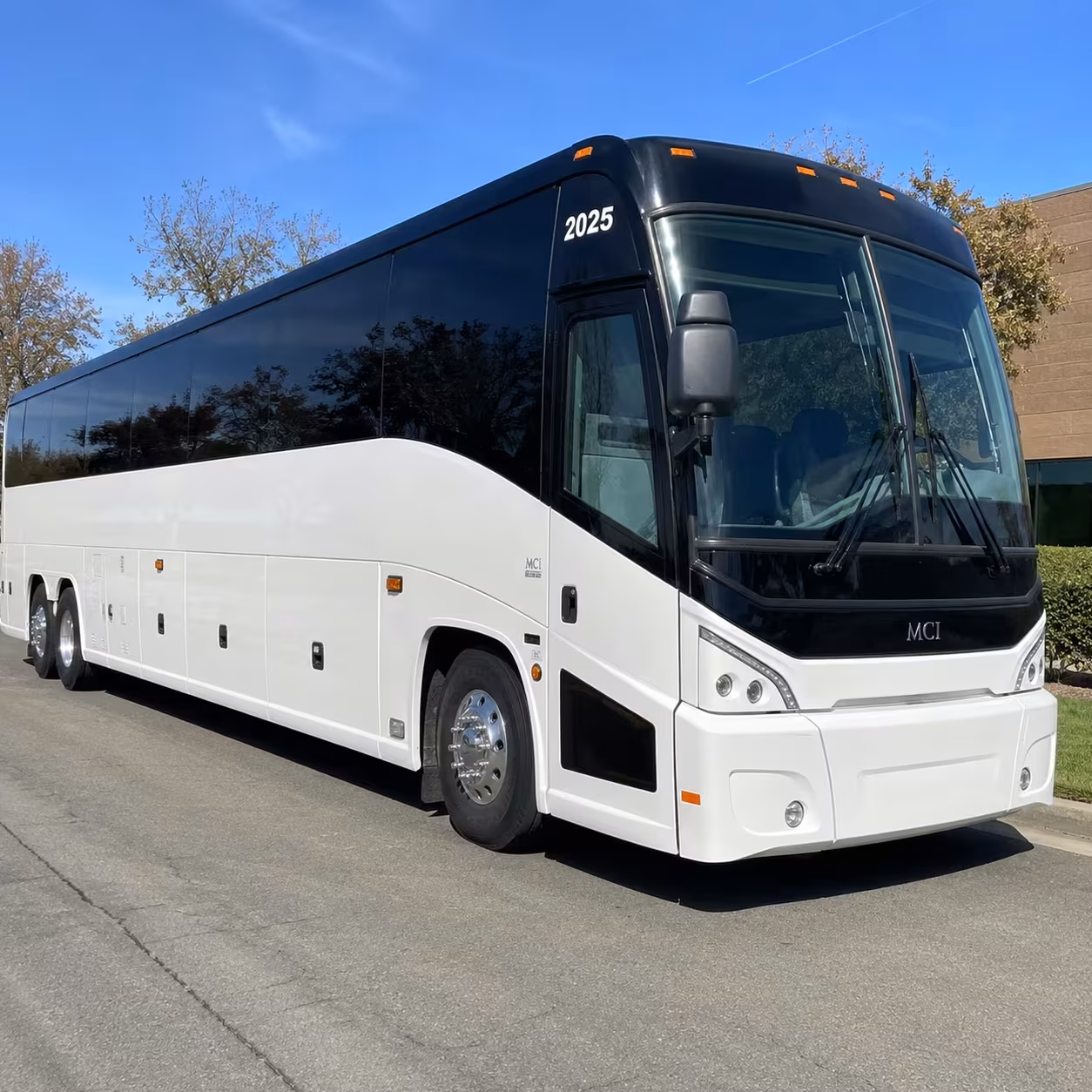 redding conference and corporate event charter bus rentals